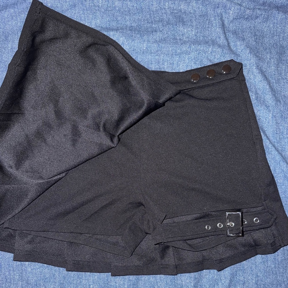 Fashion Nova Black Asymmetric Pleated Mini Skirt with Buckle Detail - Picture 6 of 8